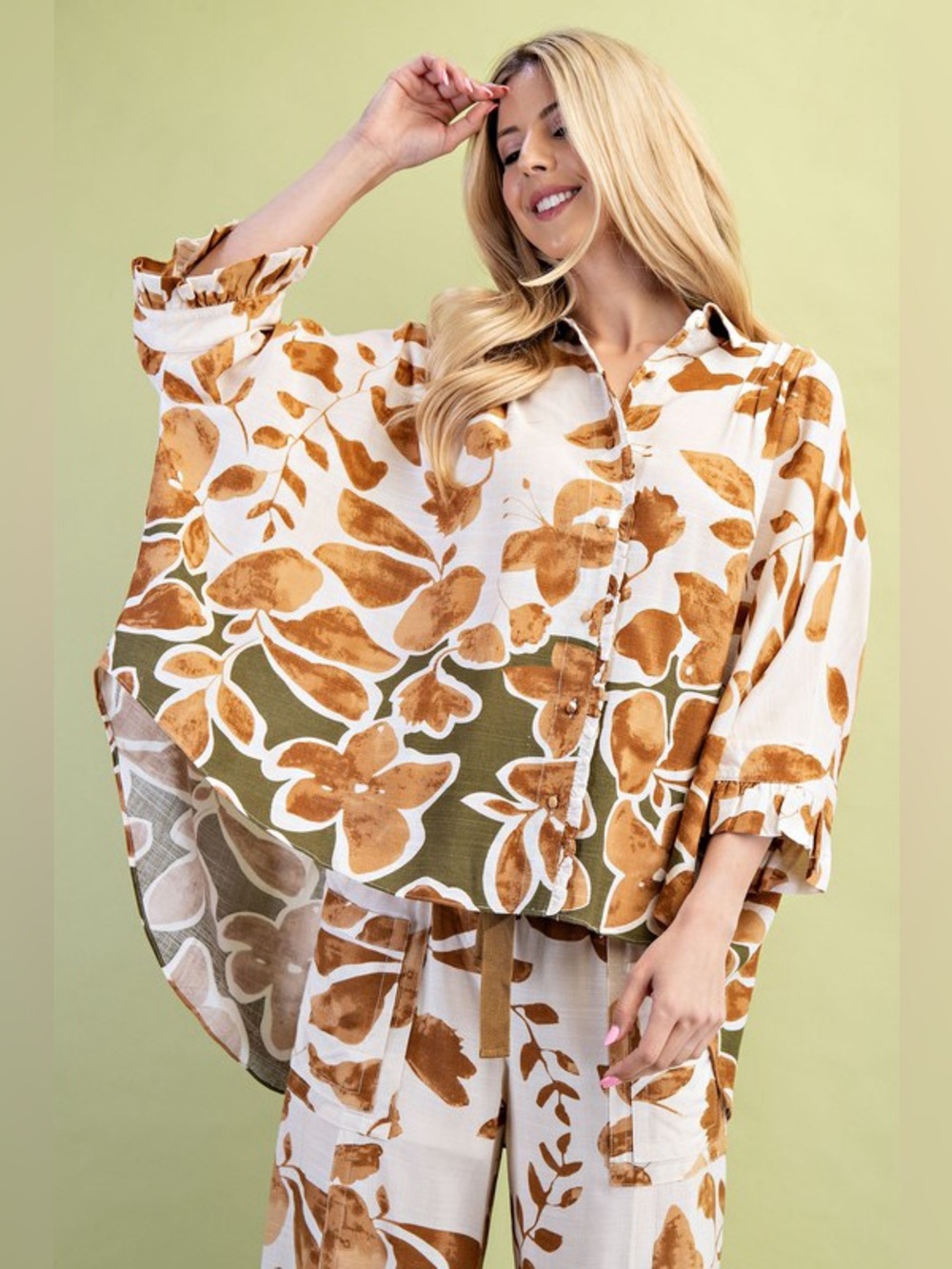 Women's Floral Button-Up Blouse - Cream & Brown